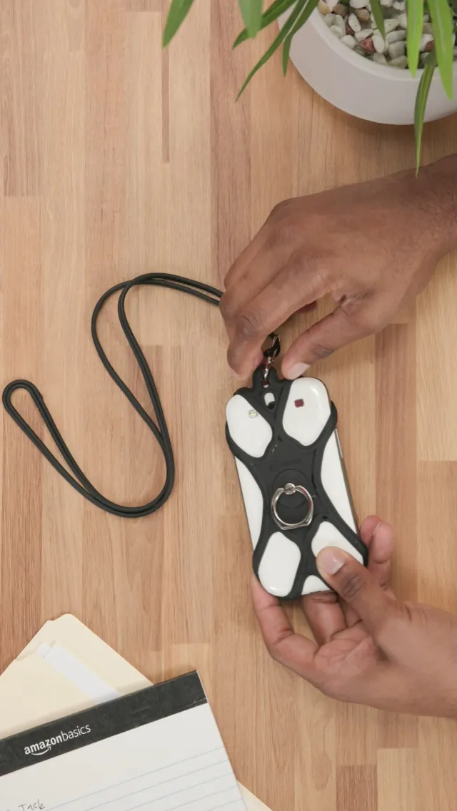Gear Beast Phone Lanyard Review: Hands-Free Phone Holder image 7