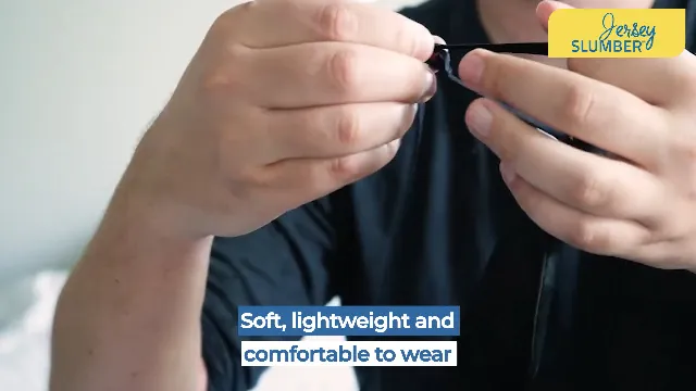 Jersey Slumber Sleep Mask Review: Silk Light-Blocking Eye Mask image 5