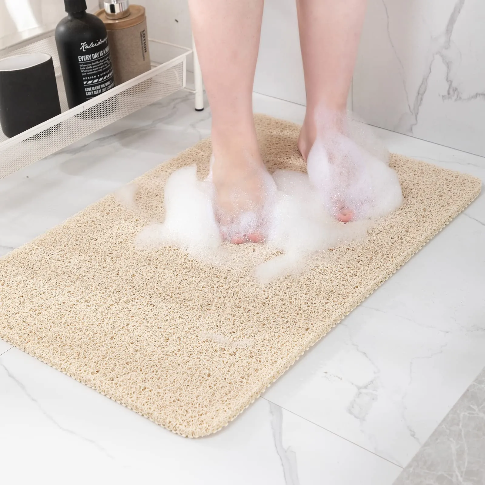 Hargiis Non Slip Bathtub Mat Review: Shower Safety